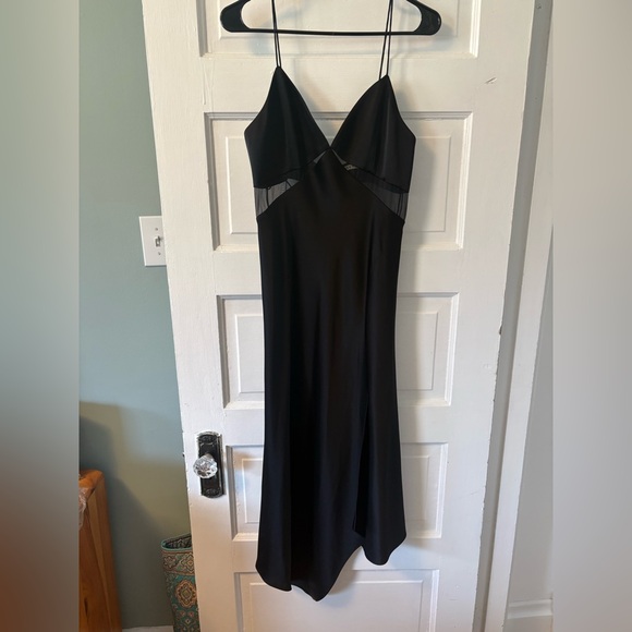 NWT Alice + Olivia Moriah sheer cutout midi dress in black | Size 6 - Picture 2 of 8